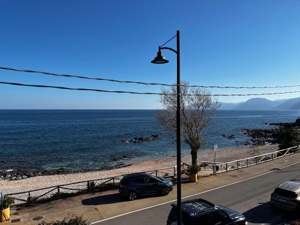 דירות קאלה גונונה Fronte Mare מראה חיצוני תמונה